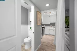 303 Atlas Dr, Hercules, CA 94547 - Photo 22