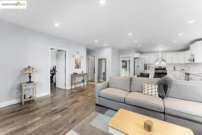 2016 104th Ave, Oakland, CA 94603 - Photo 6