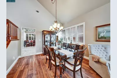 913 Cedar Brook Ln, Vacaville, CA 95687 - Photo 8