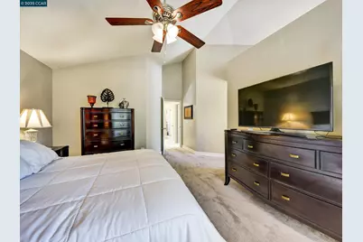 913 Cedar Brook Ln, Vacaville, CA 95687 - Photo 34