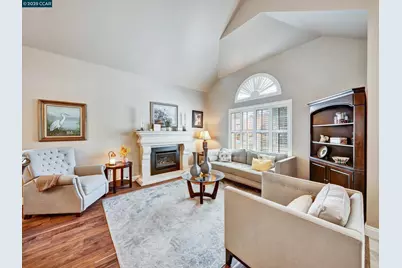 913 Cedar Brook Ln, Vacaville, CA 95687 - Photo 4