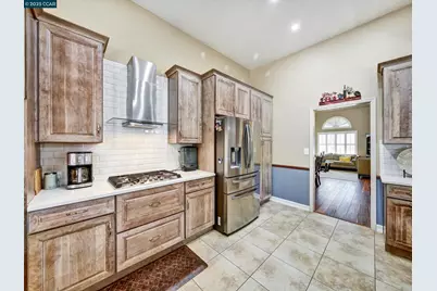 913 Cedar Brook Ln, Vacaville, CA 95687 - Photo 10