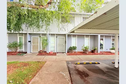 68 El Toro Ct, Fairfield, CA 94533 - Photo 2