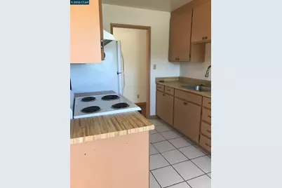 521 Laurel Ave, Pinole, CA 94564 - Photo 24