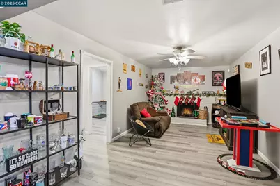 213 Markham Avenue, Vacaville, CA 95688 - Photo 6
