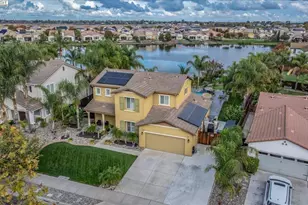 1050 Clear Lake Dr, Oakley, CA 94561 - Photo 2