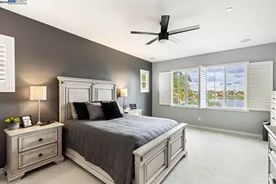 1050 Clear Lake Dr, Oakley, CA 94561 - Photo 32