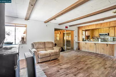 1316 Lincoln St, Fairfield, CA 94533 - Photo 10