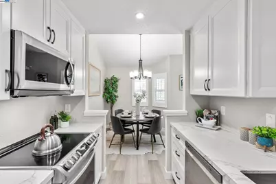 8170 Mountain View Dr #F, Pleasanton, CA 94588 - Photo 16