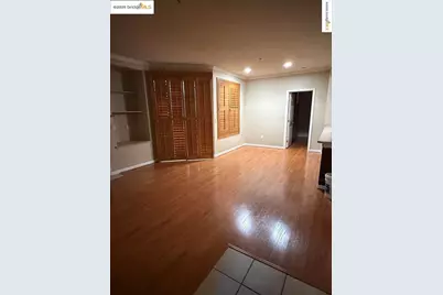 5201 Laguna Oaks Dr #UNIT 70, Elk Grove, CA 95758 - Photo 4