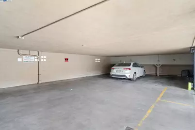 1444 Walnut St, Berkeley, CA 94709 - Photo 42