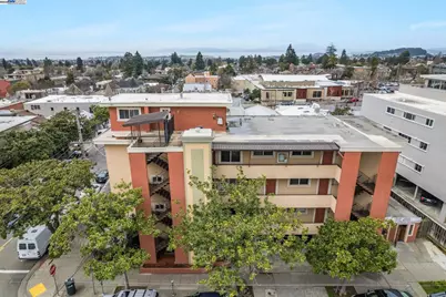 1444 Walnut St, Berkeley, CA 94709 - Photo 52