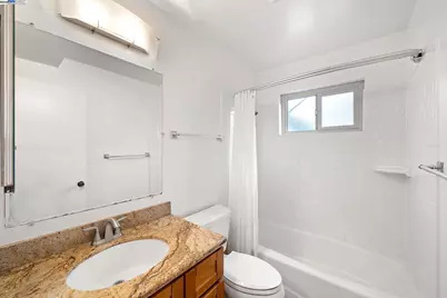 1444 Walnut St, Berkeley, CA 94709 - Photo 40