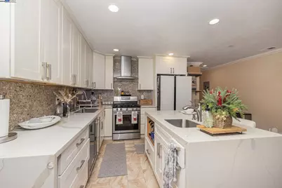 2036 Brookside Dr, San Pablo, CA 94806 - Photo 1