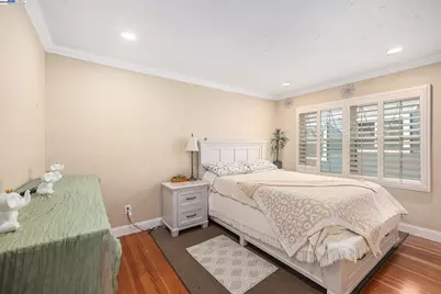 2036 Brookside Dr, San Pablo, CA 94806 - Photo 10