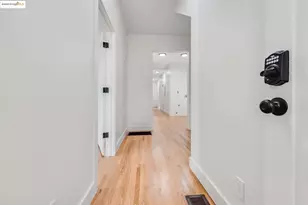 1238 12th St, Oakland, CA 94607 - Photo 32