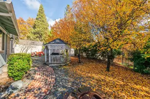 56 Horseshoe Ln, Weaverville, CA 96093 - Photo 32