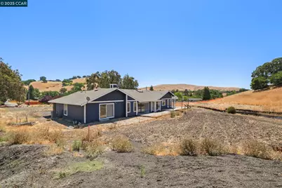 1610 Lawrence Road, Danville, CA 94506 - Photo 32
