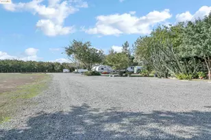 23701 Marsh Creek Rd, Brentwood, CA 94513 - Photo 22