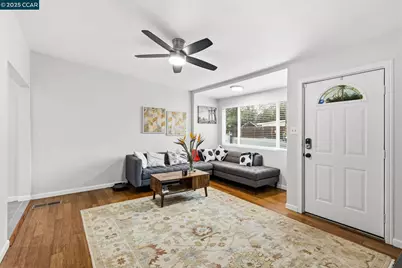 31 Adelaide Dr, Martinez, CA 94553 - Photo 6