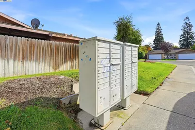 1728- 1730 Silver Creek Circle, Stockton, CA 95207 - Photo 36