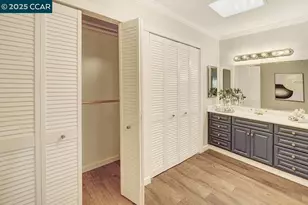 2424 Tice Creek Dr, Walnut Creek, CA 94595 - Photo 32