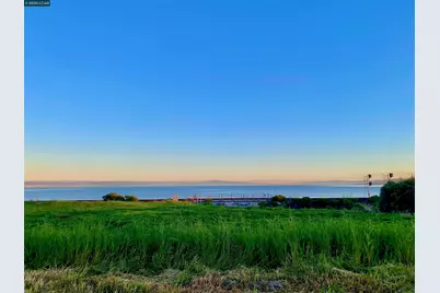 2036 Serra Ln, Hercules, CA 94547 - Photo 56