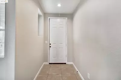 4560 Benton, Antioch, CA 94509 - Photo 4