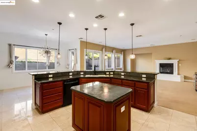 30 Arundel Dr, Hayward, CA 94542 - Photo 12