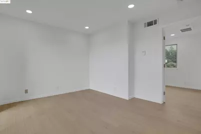 29621 Red Oak Ct #6, Hayward, CA 94544 - Photo 12