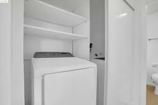 29621 Red Oak Ct, Hayward, CA 94544 - Photo 32