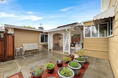 589 M St, Livermore, CA 94550 - Photo 8