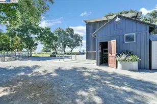 3335 Kellogg Creek Rd, Byron, CA 94514 - Photo 46