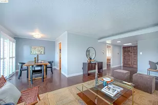 7036 13th St, Sacramento, CA 95831 - Photo 6