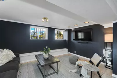 27956 Edgecliff Way, Hayward, CA 94542 - Photo 46