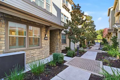 155 Branta Cmn, Fremont, CA 94539 - Photo 6