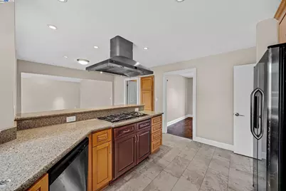 1116 Vista Point Ln, Concord, CA 94521 - Photo 8