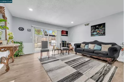 1016 San Carlos Dr, Antioch, CA 94509 - Photo 8