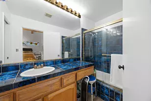 3660 Oak Knoll Blvd, Oakland, CA 94605 - Photo 14