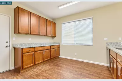 339 Fall Cir, Oakley, CA 94561 - Photo 8