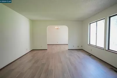 7441 Leisure Town Rd, Vacaville, CA 95688 - Photo 12