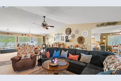 3208 Bonanza Dr, Cameron Park, CA 95682 - Photo 14