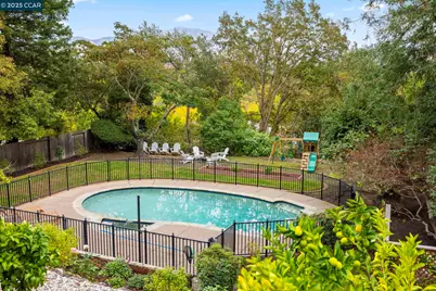 110 Twin Peaks Drive, Walnut Creek, CA 94595 - Photo 50