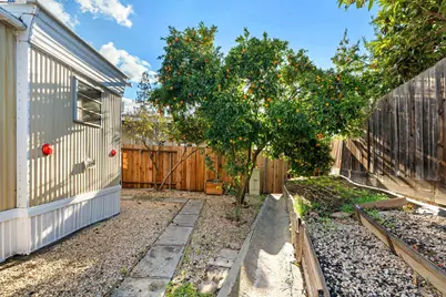18 Galloway Dr, Concord, CA 94520 - Photo 24