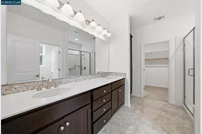 4213 Hovnanian Dr, Sacramento, CA 95834 - Photo 20