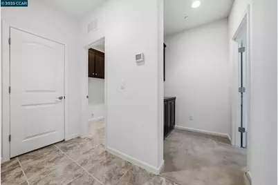 4213 Hovnanian Dr, Sacramento, CA 95834 - Photo 18