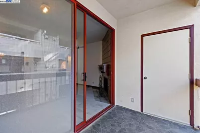 25912 Hayward Blvd #Unit 204, Hayward, CA 94542 - Photo 8