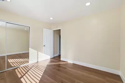 3305 Innerwick Ln, San Jose, CA 95121 - Photo 18