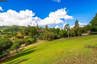 8 Gable Lane, Lafayette, CA 94549 - Photo 6