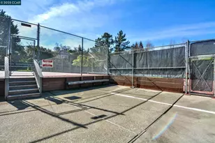 1566 Ashwood Dr, Martinez, CA 94553 - Photo 36